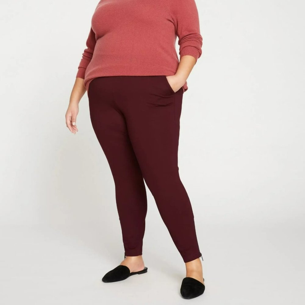 Universal Standard NWT Zippered Plum Moros, Medium (18/20)